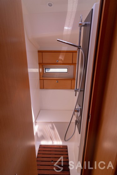 Bavaria Cruiser 56 - Yacht Charter Sailica