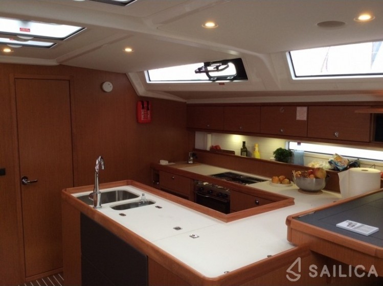 Bavaria Cruiser 56 - Yacht Charter Sailica