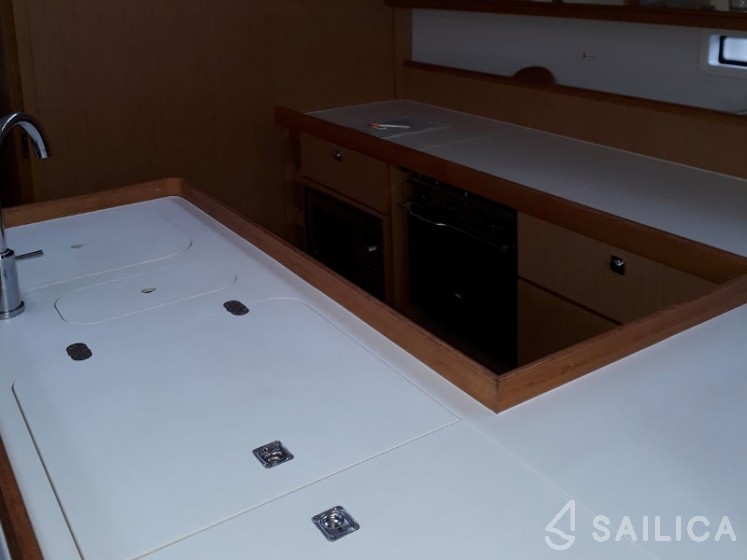 Bavaria Cruiser 56 - Yacht Charter Sailica