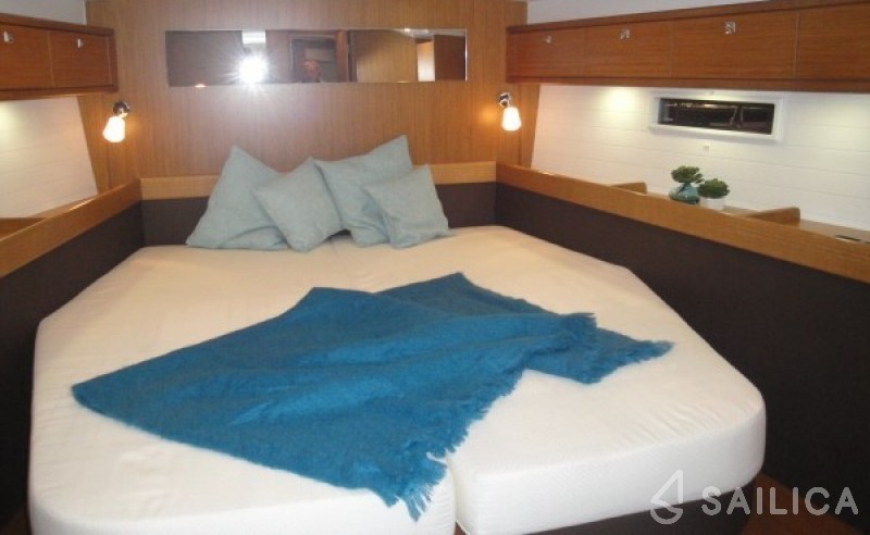 Bavaria Cruiser 56 - Yacht Charter Sailica