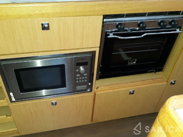 Bavaria Cruiser 56 - Yacht Charter Sailica