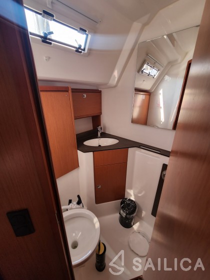 Bavaria 46 Cruiser - Yacht Charter Sailica