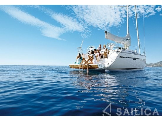 Bavaria 46 Cruiser - Yacht Charter Sailica