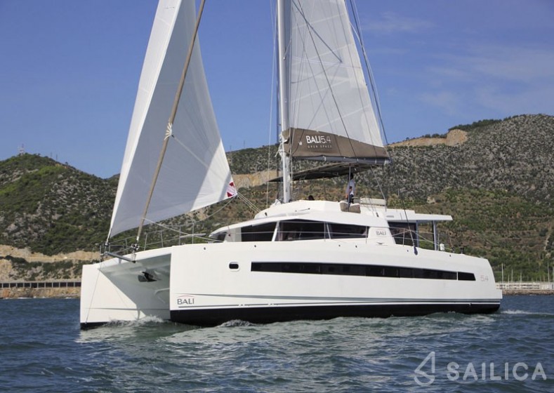 Bali 5.4. - Yacht Charter Sailica