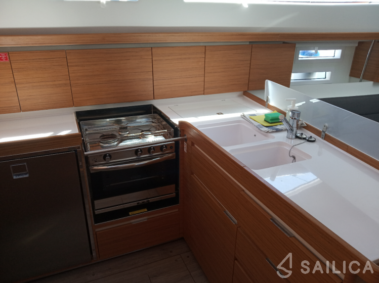 Elan 45 Impression - Yacht Charter Sailica
