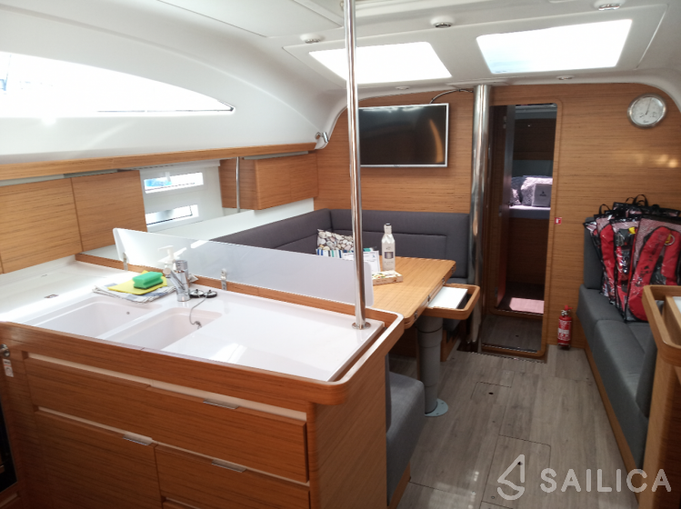 Elan 45 Impression - Yacht Charter Sailica