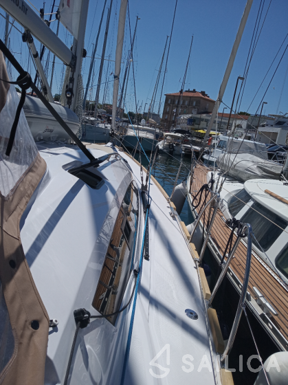 Elan 45 Impression - Yacht Charter Sailica