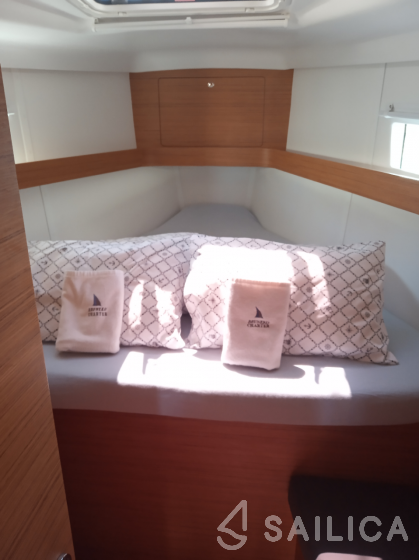 Elan 45 Impression - Yacht Charter Sailica