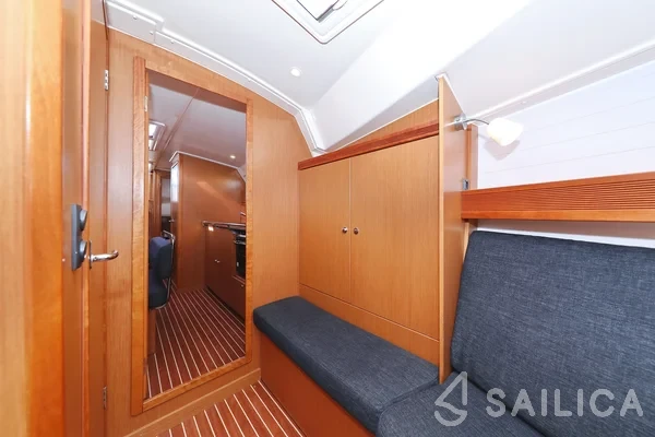 Bavaria 40 Cruiser - Yacht Charter Sailica