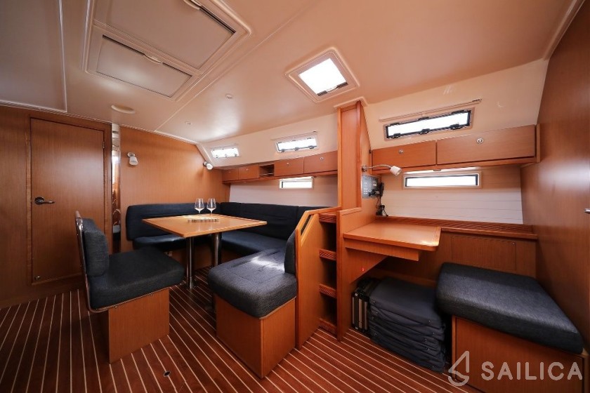 Bavaria 40 Cruiser - Yacht Charter Sailica