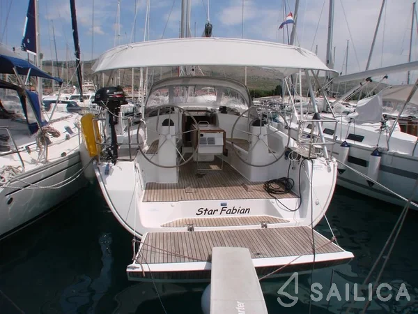 Bavaria 40 Cruiser - Yacht Charter Sailica