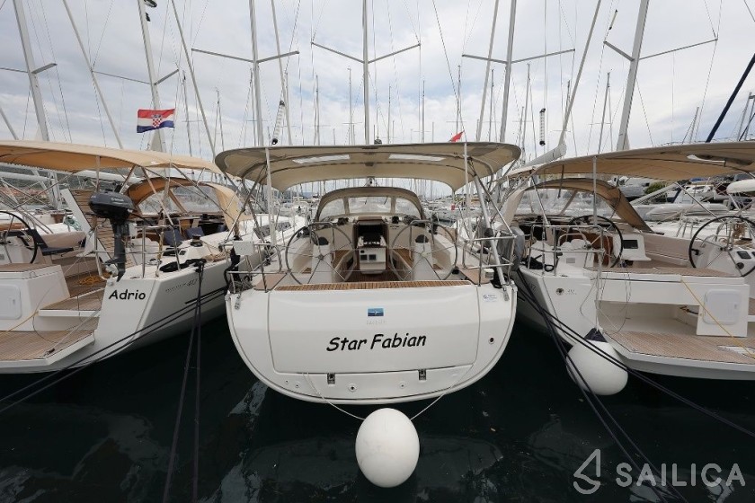 Bavaria 40 Cruiser - Yacht Charter Sailica