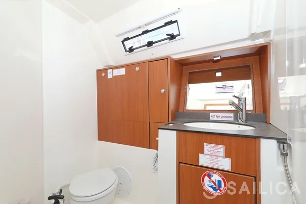 Bavaria 40 Cruiser - Yacht Charter Sailica