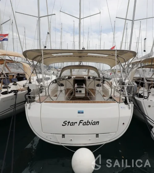 Bavaria 40 Cruiser - Yacht Charter Sailica