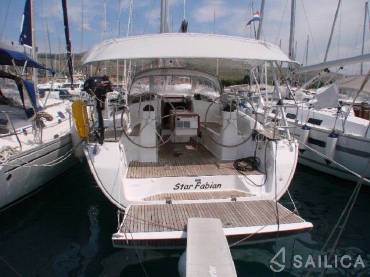 Bavaria 40 Cruiser - Yacht Charter Sailica