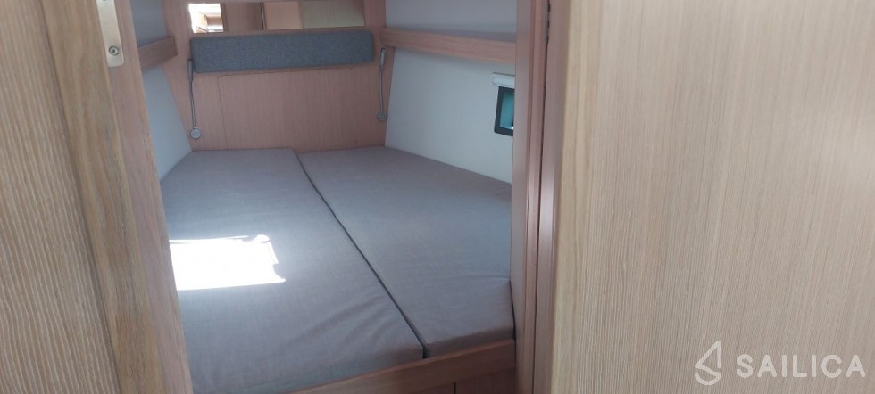 Bavaria C42 - Yacht Charter Sailica