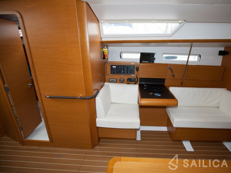 Sun Odyssey 439 - Yacht Charter Sailica