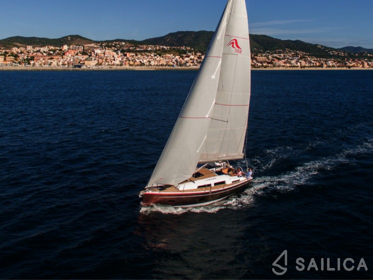 Hanse 388 - Yacht Charter Sailica