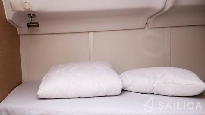 Elan 45 Impression - Yacht Charter Sailica