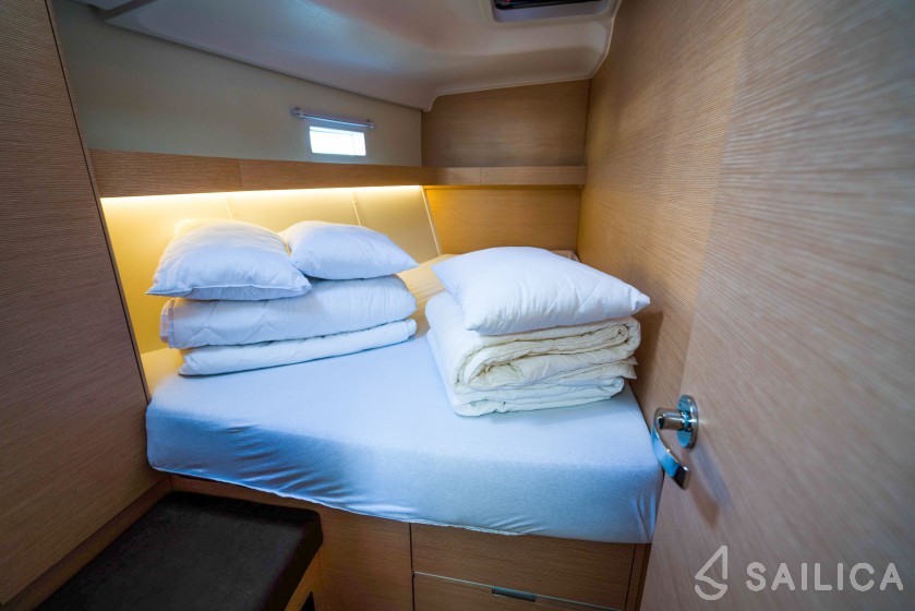 Elan 50 Impression - Yacht Charter Sailica