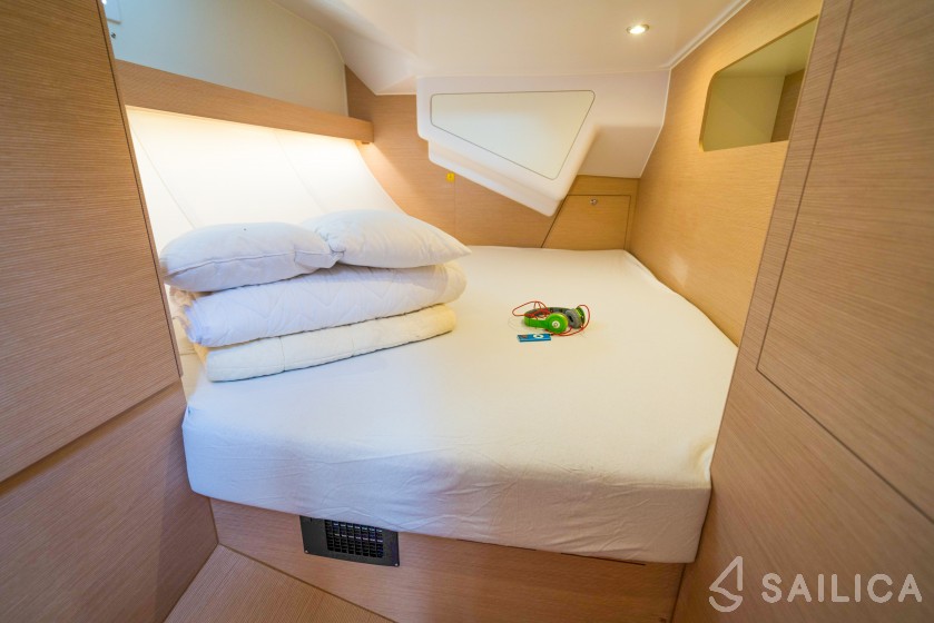 Elan 50 Impression - Yacht Charter Sailica