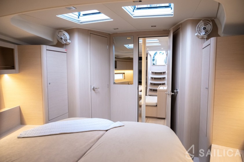 Oceanis 46.1 - Yacht Charter Sailica