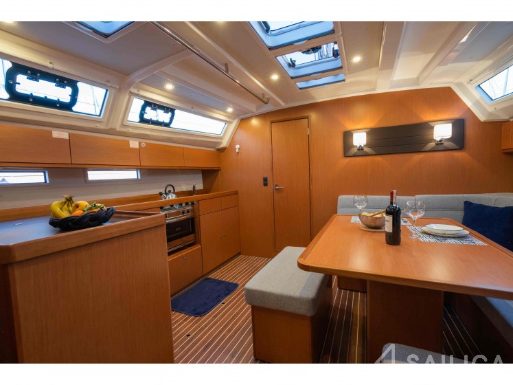 Bavaria 46 Cruiser - Yacht Charter Sailica