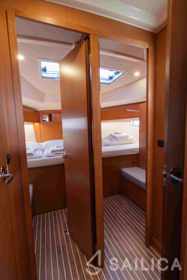 Bavaria 46 Cruiser - Yacht Charter Sailica