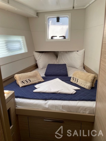 Lagoon 40 - Yacht Charter Sailica