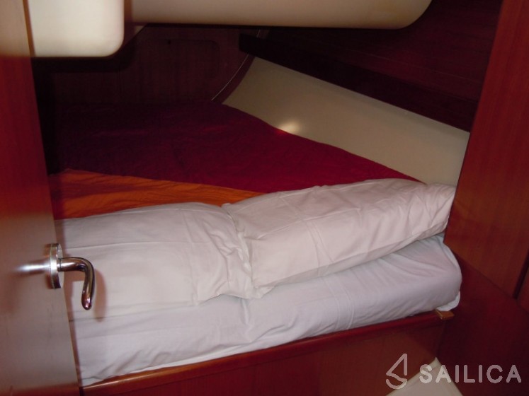 Dufour 365 - Yacht Charter Sailica