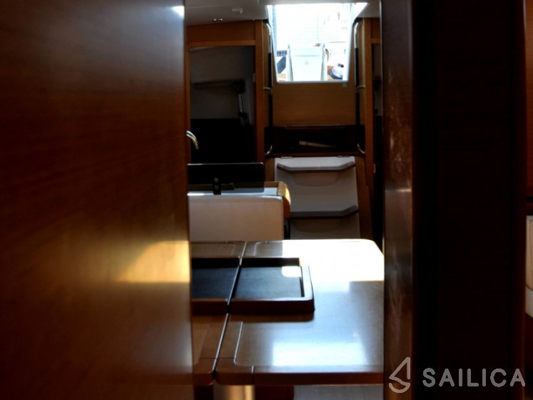 Sun Odyssey 439 - Yacht Charter Sailica