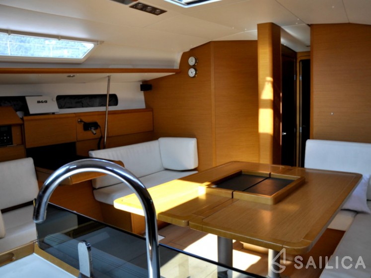 Sun Odyssey 439 - Yacht Charter Sailica