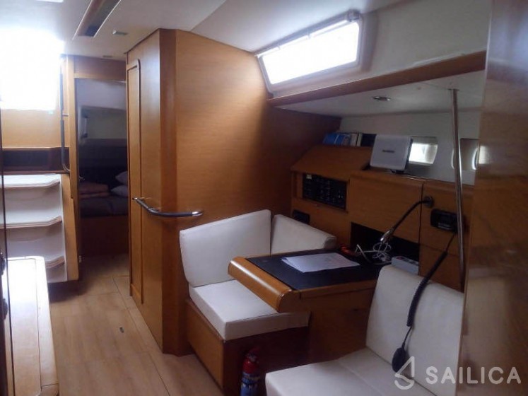Sun Odyssey 439 - Yacht Charter Sailica
