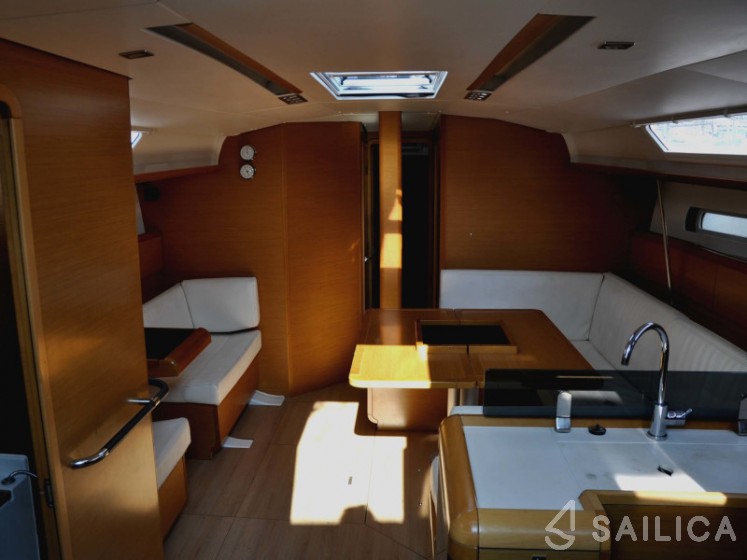 Sun Odyssey 439 - Yacht Charter Sailica