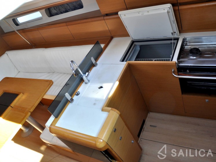 Sun Odyssey 439 - Yacht Charter Sailica