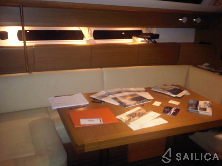 Jeanneau 53 - Yacht Charter Sailica