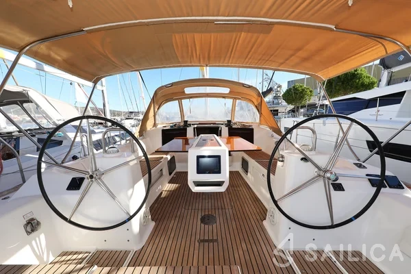 Dufour 460 GL - Yacht Charter Sailica