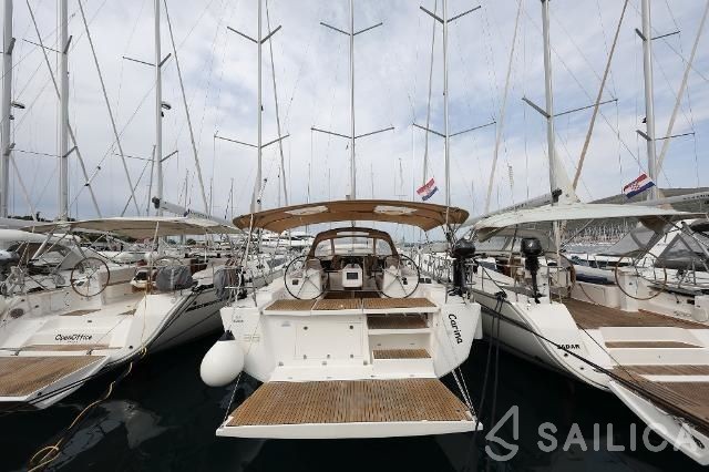 Dufour 460 GL - Yacht Charter Sailica