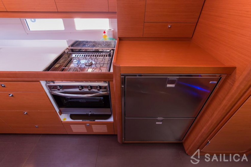 Dufour 460 GL - Yacht Charter Sailica
