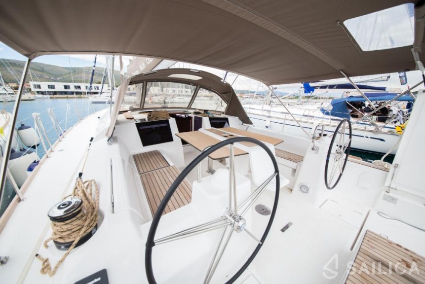 Dufour 460 GL - Yacht Charter Sailica