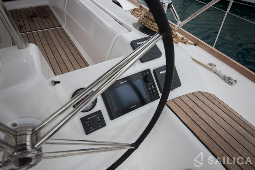Dufour 460 GL - Yacht Charter Sailica