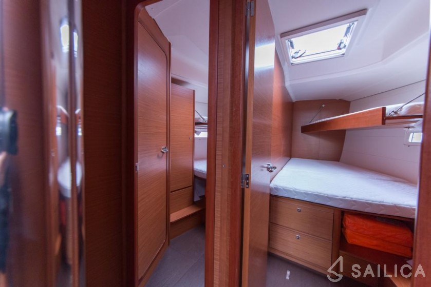 Dufour 460 GL - Yacht Charter Sailica