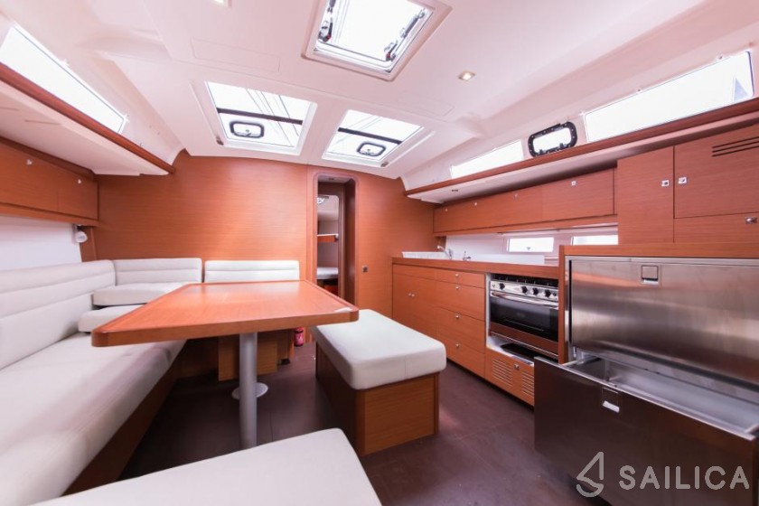Dufour 460 GL - Yacht Charter Sailica