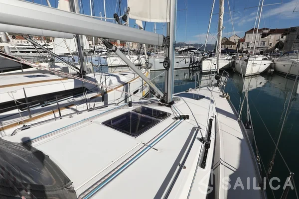 Bavaria 34 Cruiser - Yacht Charter Sailica