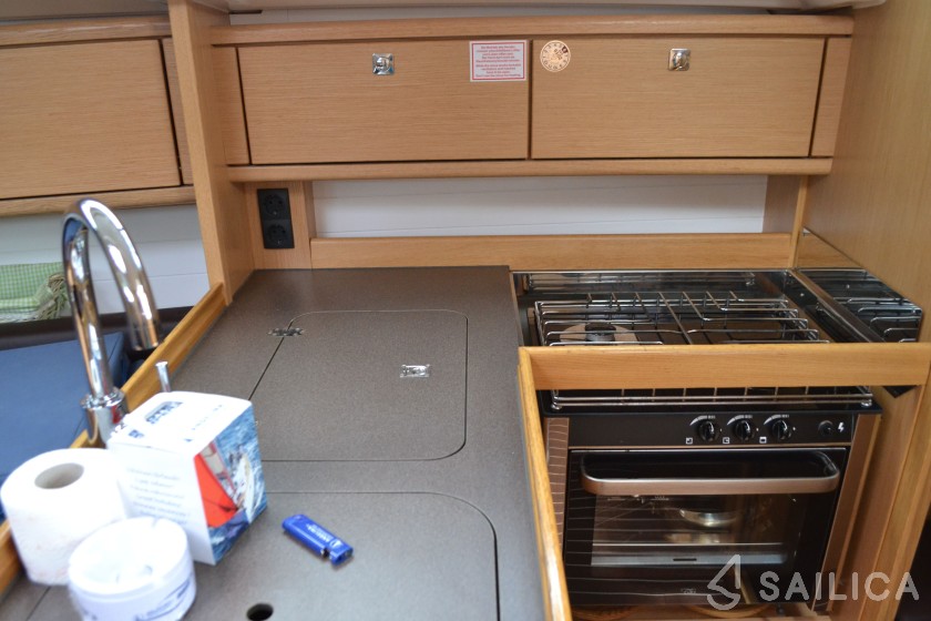 Bavaria 34 Cruiser - Yacht Charter Sailica