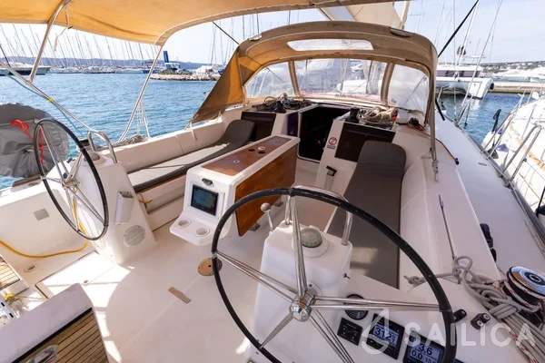 Dufour 460 GL - Yacht Charter Sailica