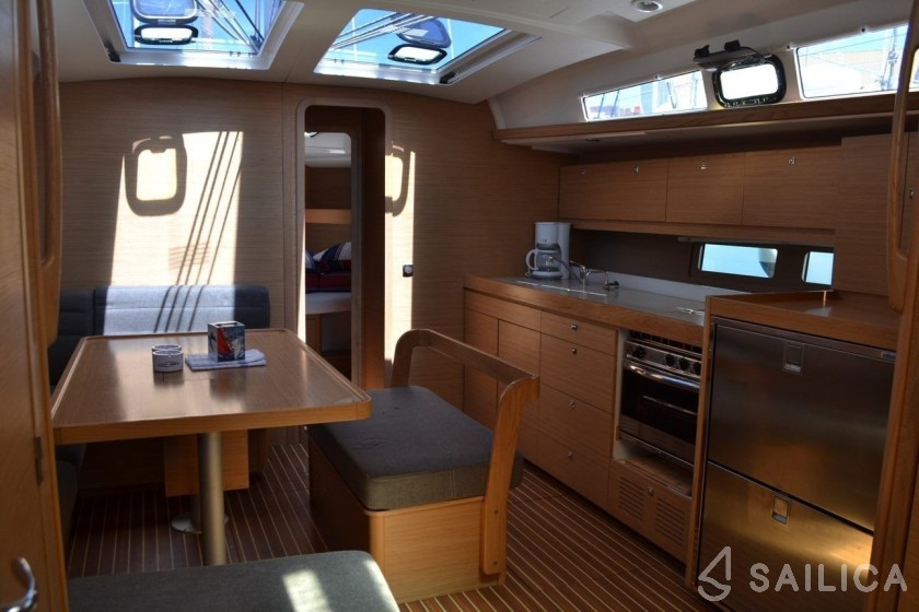 Dufour 460 GL - Yacht Charter Sailica