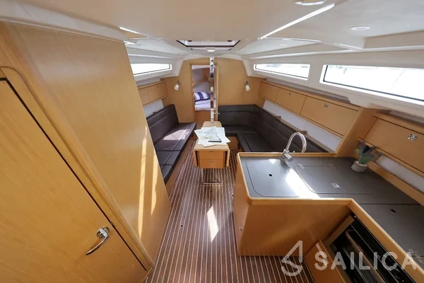 Bavaria 34 Cruiser - Yacht Charter Sailica