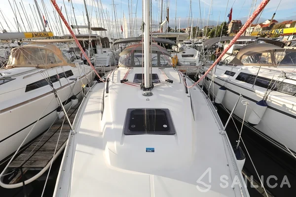 Bavaria 34 Cruiser - Yacht Charter Sailica