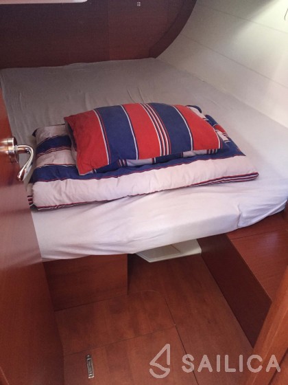 Dufour 412 GL - Yacht Charter Sailica